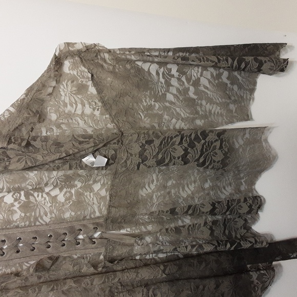 Vocal USA Women's S Open Ruffles Front Floral Lace Summer Cardigan - Picture 3 of 14